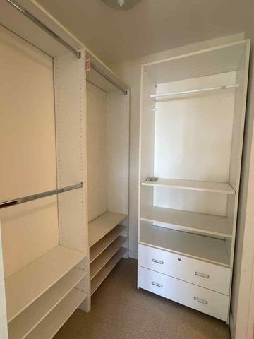 1440 N Lake Shore Drive 21E, Chicago, IL 60610