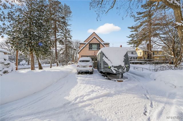 653 Parkway East, Utica, NY 13501