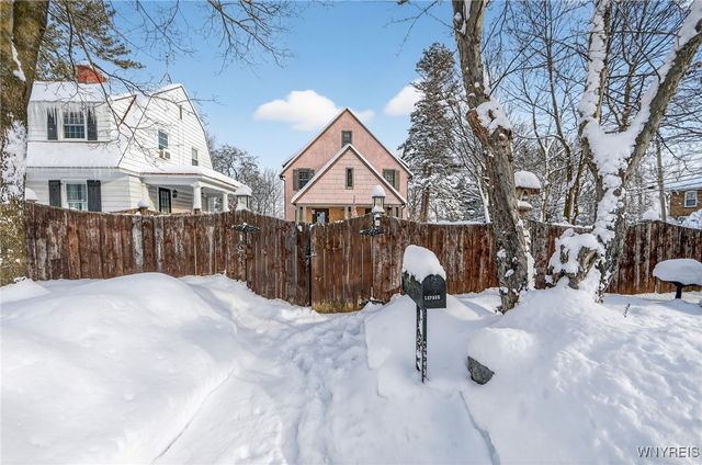 653 Parkway East, Utica, NY 13501