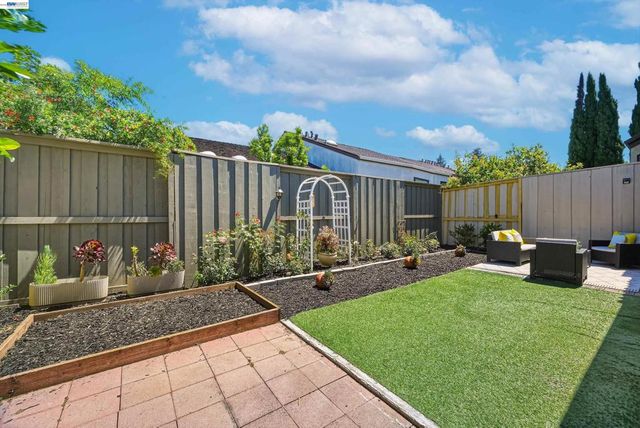39610 Trinity Way, Fremont, CA 94538