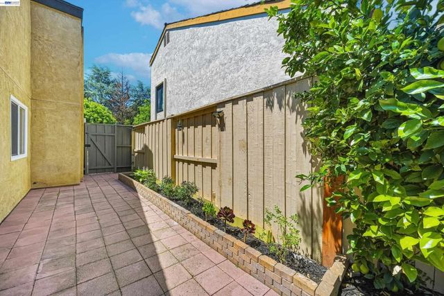 39610 Trinity Way, Fremont, CA 94538