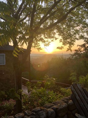 9040 El Matador Drive, Gilroy, CA 95020