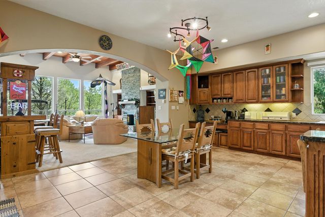 14 TEYPANA Drive, Tijeras, NM 87059