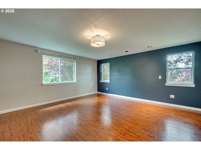 925 N 1ST Ave, Ridgefield, WA 98642