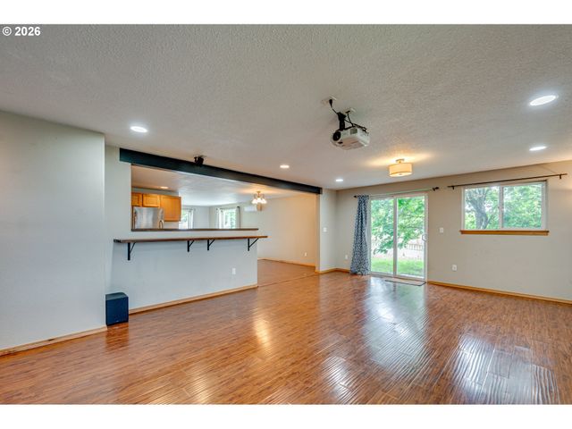 925 N 1ST Ave, Ridgefield, WA 98642