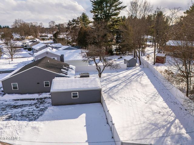 43 Hillcrest Avenue, Queensbury, NY 12804