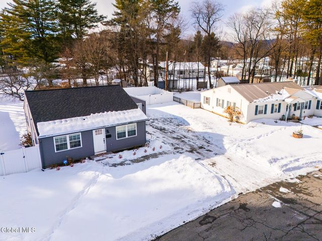 43 Hillcrest Avenue, Queensbury, NY 12804