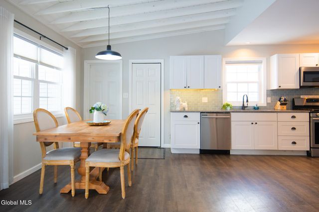 43 Hillcrest Avenue, Queensbury, NY 12804