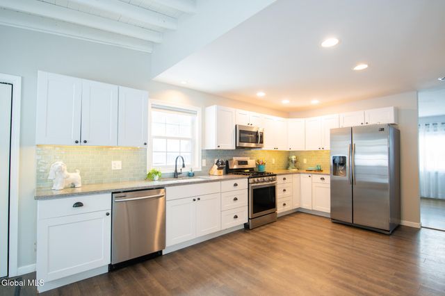 43 Hillcrest Avenue, Queensbury, NY 12804