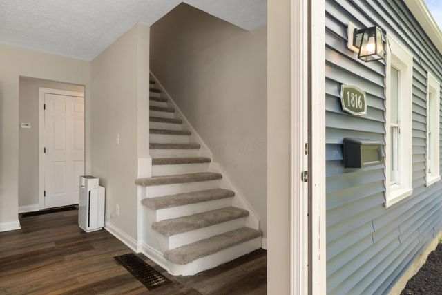 1816 Brentnell Avenue, Columbus, OH 43219
