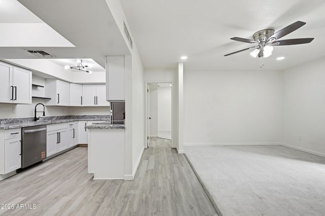 4444 E paraside village Parkway 251, Phoenix, AZ 85032