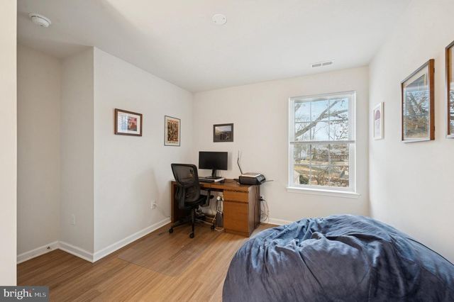 318 WALNUT AVE, Oaklyn, NJ 08107