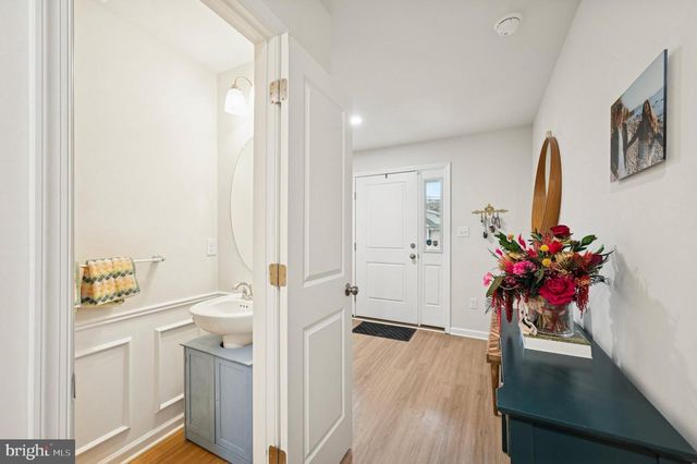 318 WALNUT AVE, Oaklyn, NJ 08107