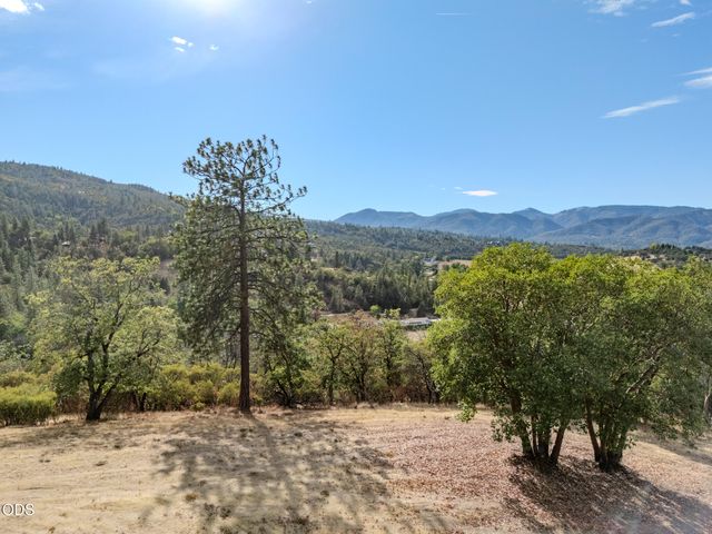 3551 S Stage Road Lot 2, Medford, OR 97501