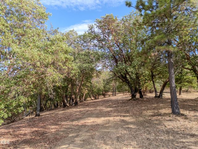 3551 S Stage Road Lot 2, Medford, OR 97501