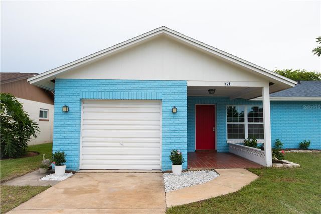 526 DORSET CIRCLE, South Daytona, FL 32119