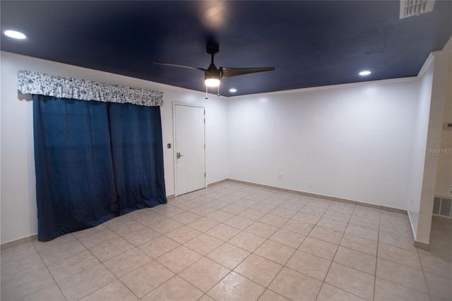 526 DORSET CIRCLE, South Daytona, FL 32119