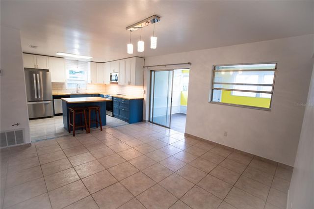 526 DORSET CIRCLE, South Daytona, FL 32119