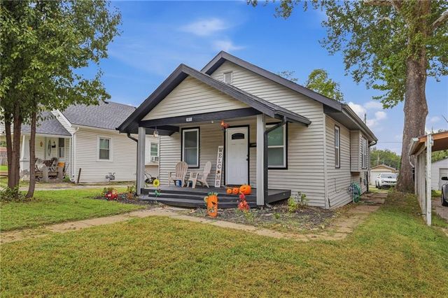 4008 Strong Avenue, Kansas City, KS 66106