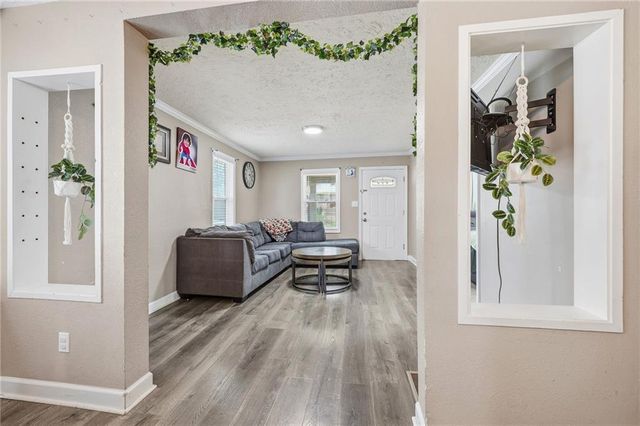 4008 Strong Avenue, Kansas City, KS 66106