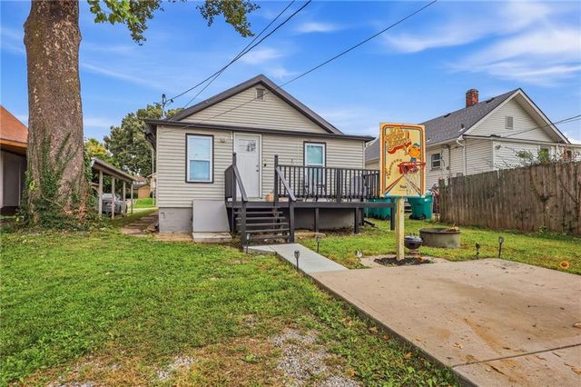 4008 Strong Avenue, Kansas City, KS 66106