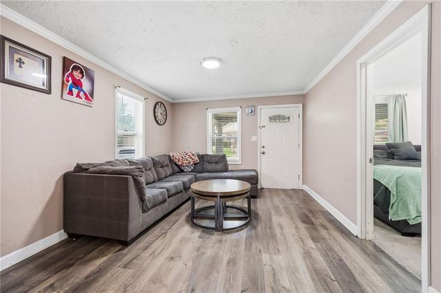 4008 Strong Avenue, Kansas City, KS 66106