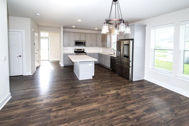 3633 Morris STREET, Franksville, WI 53126