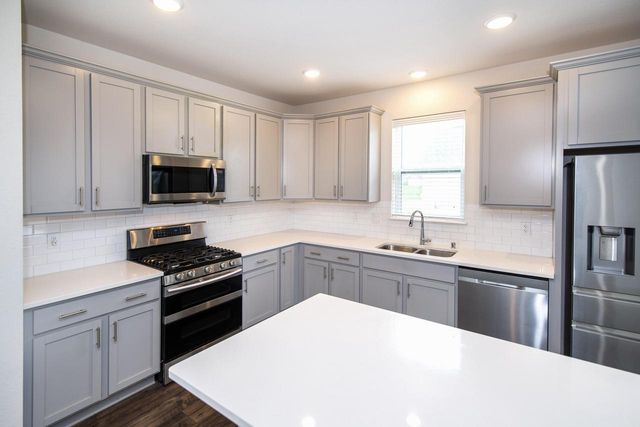 3633 Morris STREET, Franksville, WI 53126