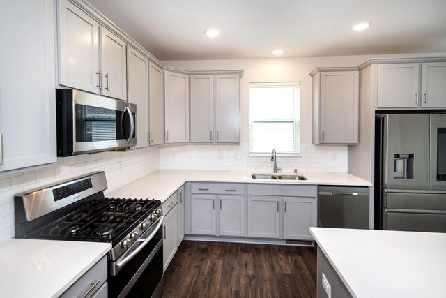 3633 Morris STREET, Franksville, WI 53126