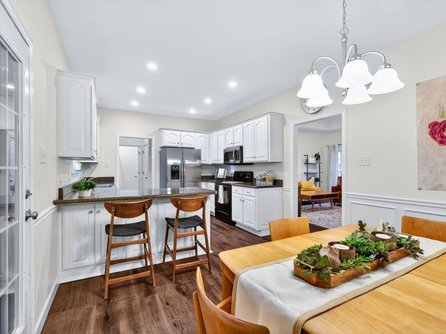 1498 Lindsey Ln, Chapel Hill, TN 37034