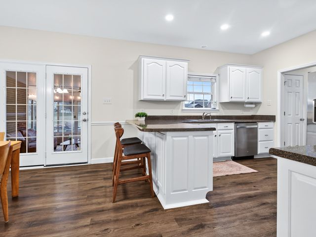 1498 Lindsey Ln, Chapel Hill, TN 37034