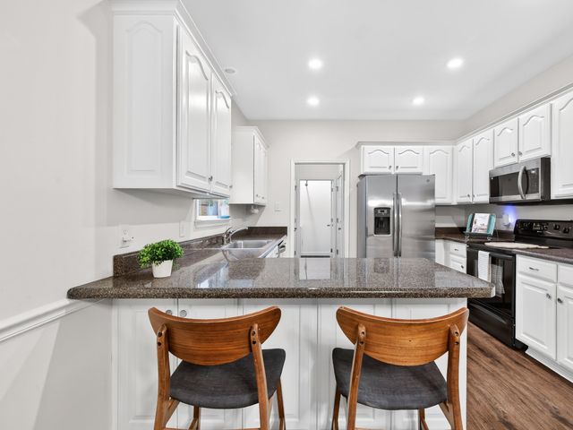 1498 Lindsey Ln, Chapel Hill, TN 37034