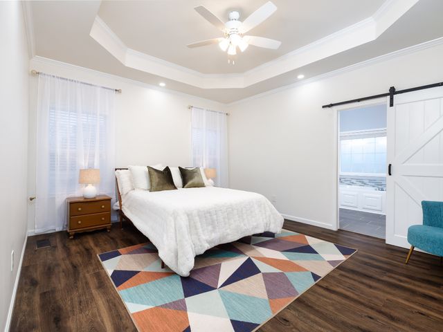 1498 Lindsey Ln, Chapel Hill, TN 37034