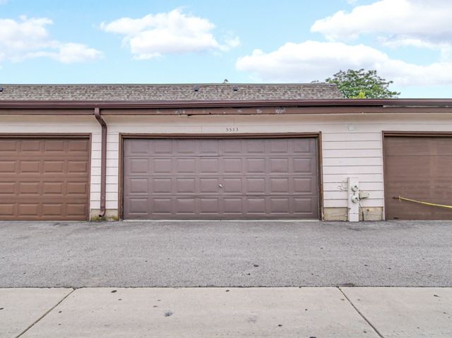 5563 Court F, Hanover Park, IL 60133