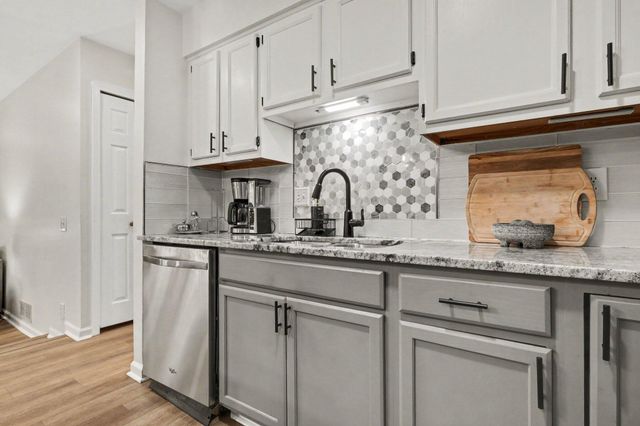 3432 Society Hill Court, Columbus, OH 43219