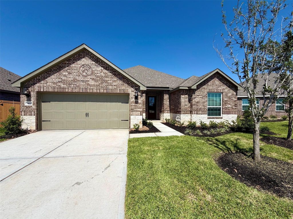 3102 Banyan Drive, Texas City, TX 77510