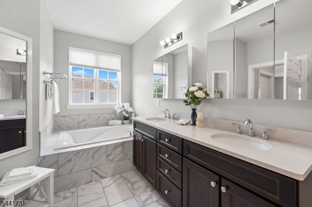 2206 Jockey Hollow Trl, Franklin Twp., NJ 08873