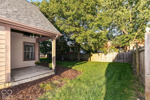 8823 Wintergreen Way, Indianapolis, IN 46256