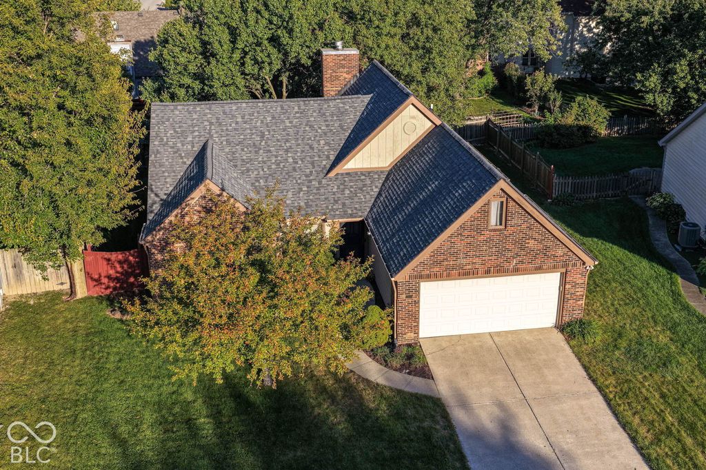 8823 Wintergreen Way, Indianapolis, IN 46256