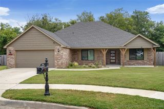 780 E 139th Place, Glenpool, OK 74033