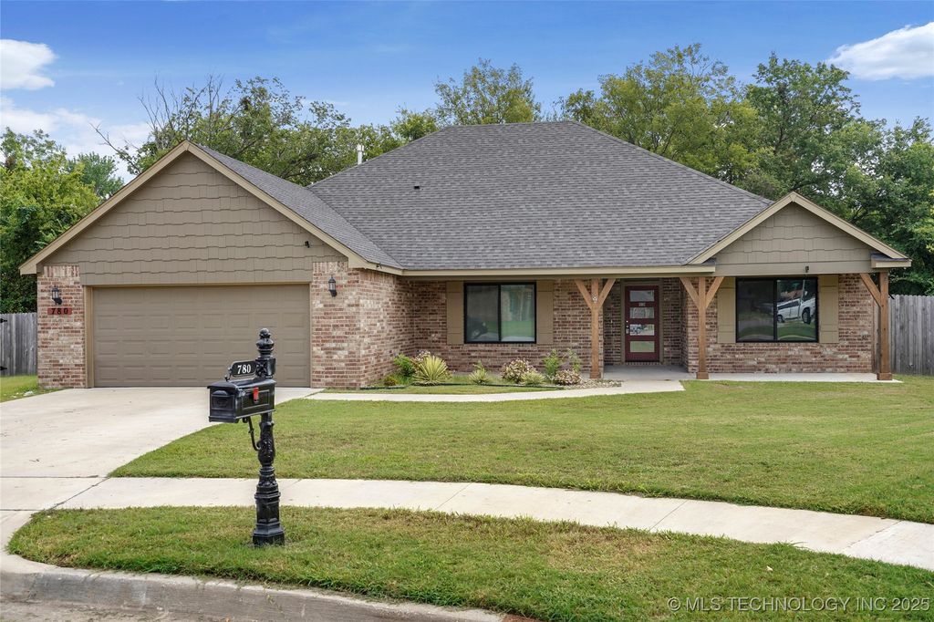 780 E 139th Place, Glenpool, OK 74033
