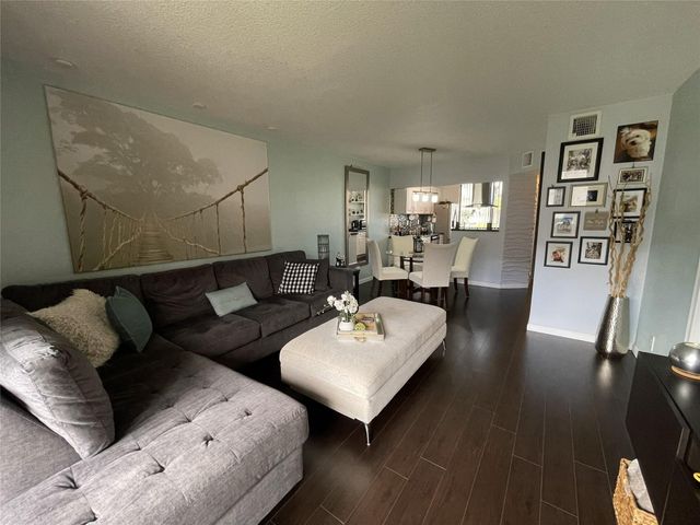 9505 SW 1st Court 9505, Coral Springs, FL 33071