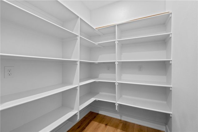 634 S Happy Hollow Road, Fayetteville, AR 72701