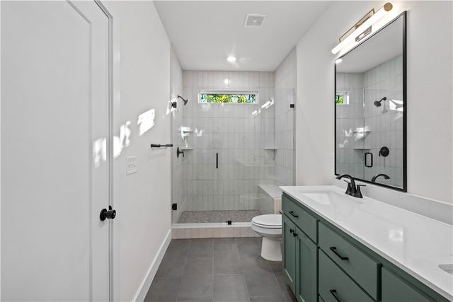 634 S Happy Hollow Road, Fayetteville, AR 72701