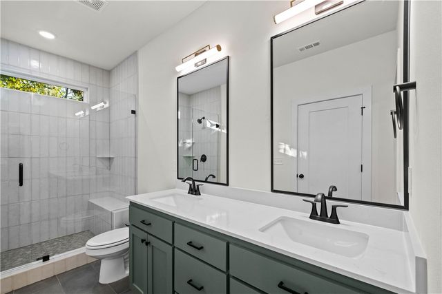 634 S Happy Hollow Road, Fayetteville, AR 72701