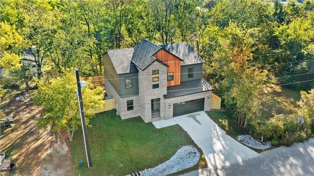 634 S Happy Hollow Road, Fayetteville, AR 72701