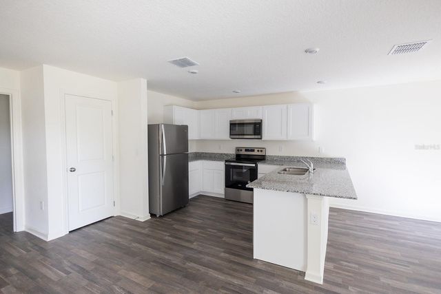 664 HILLVIEW LOOP, Haines City, FL 33844