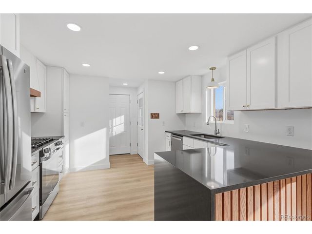 2115 Upham St, Lakewood, CO 80214