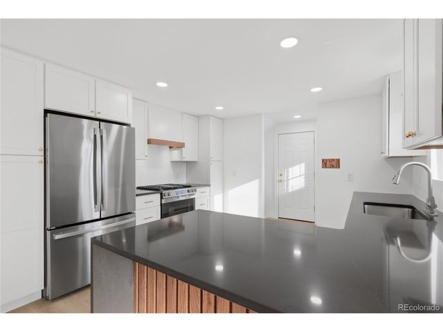 2115 Upham St, Lakewood, CO 80214