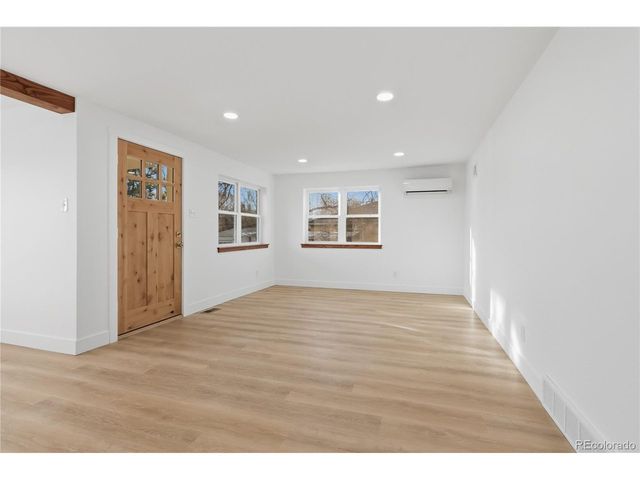 2115 Upham St, Lakewood, CO 80214